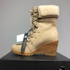 Sorel After Hours Lace Shearling